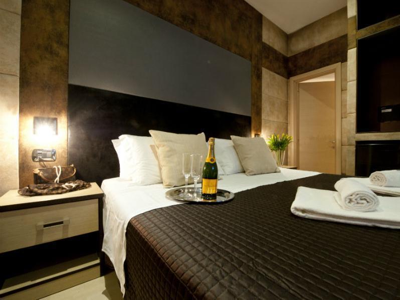 Blue Suite Vatican Guesthouse Рим Экстерьер фото