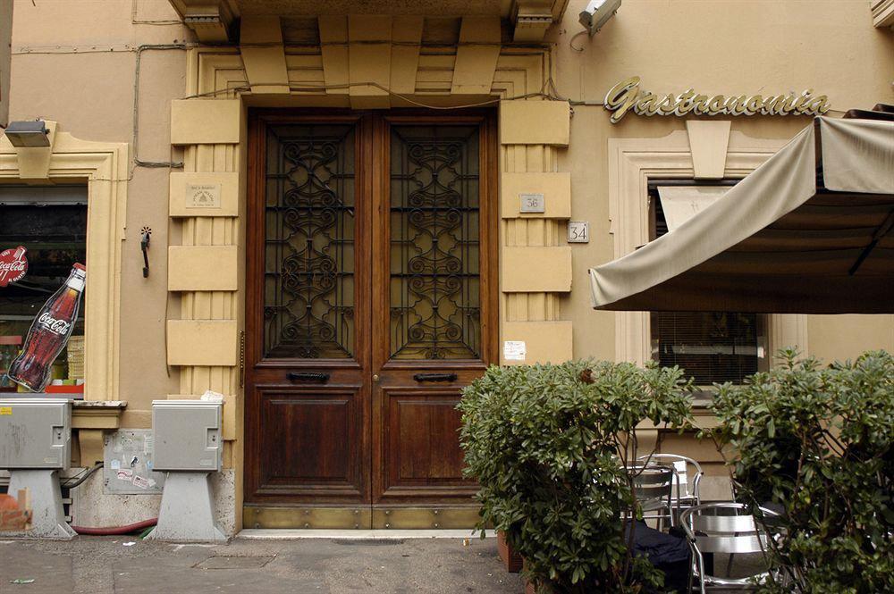 Blue Suite Vatican Guesthouse Рим Экстерьер фото